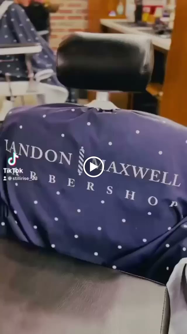 Landon Maxwell Barbershop - Photo 1
