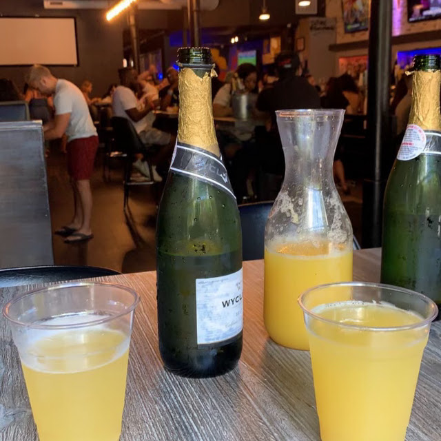 Bottomless Mimosas - Sat & Sun Brunch
