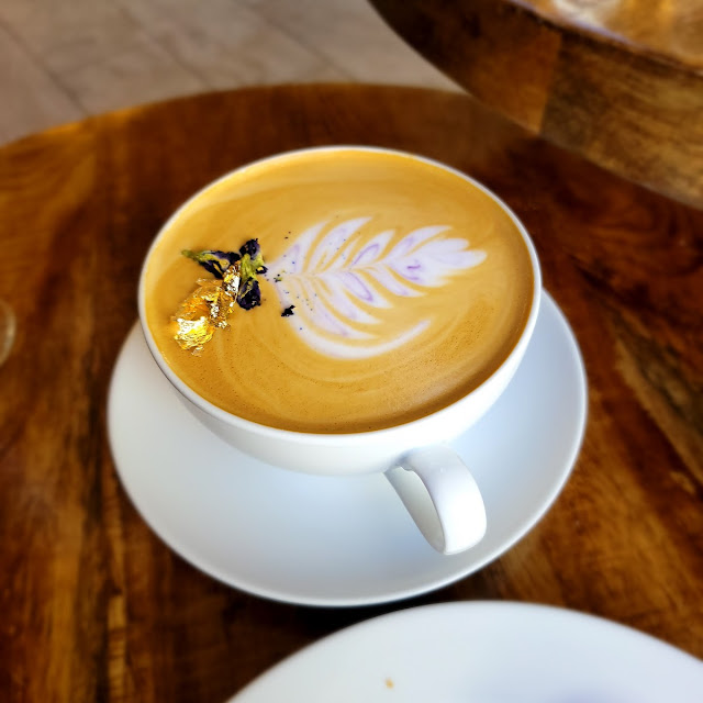 Pétalo de Rosa Latte