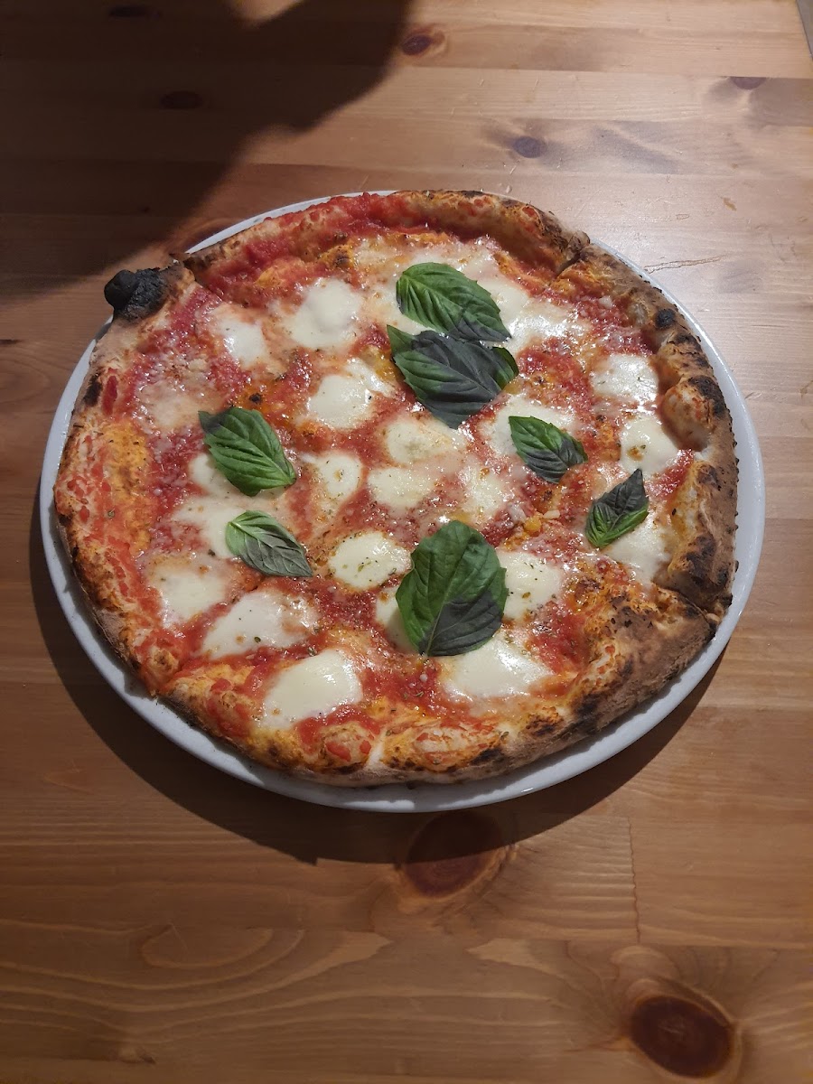 The Rustic Crust - Photo 4