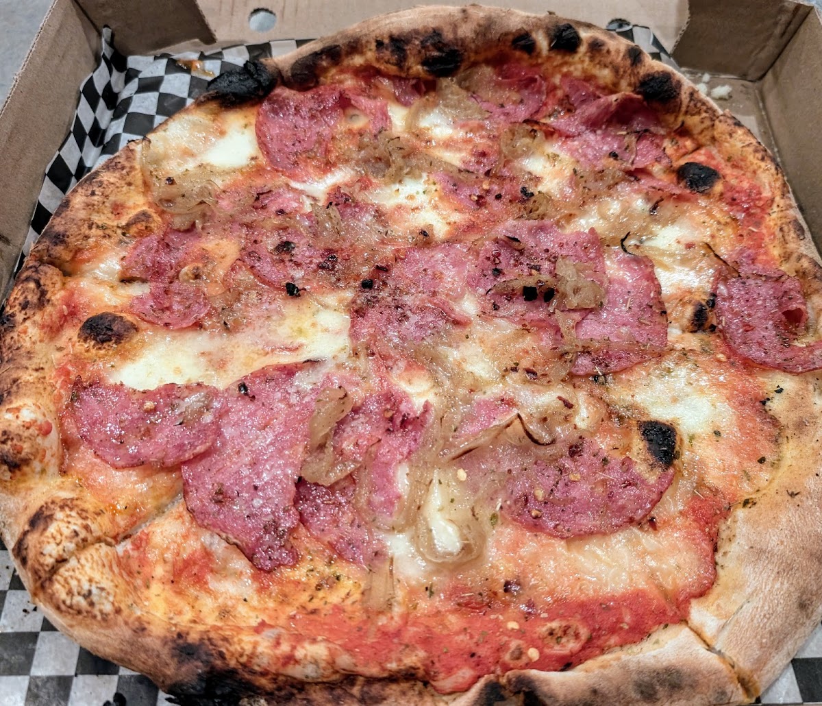 The Rustic Crust - Photo 6