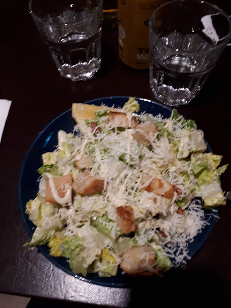 The Rustic Crust - Photo 8