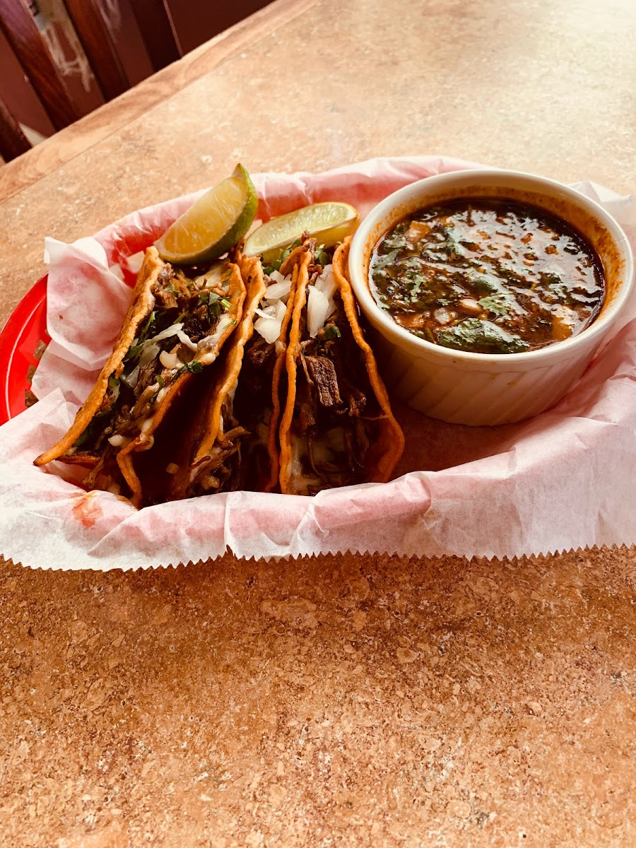 Los Machetes Authentic Mexican Restaurant - Photo 3