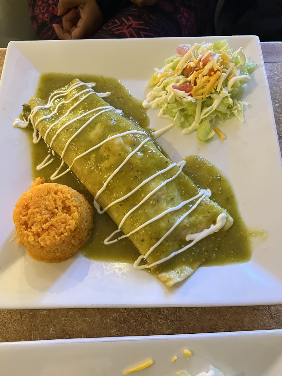 Los Machetes Authentic Mexican Restaurant - Photo 7