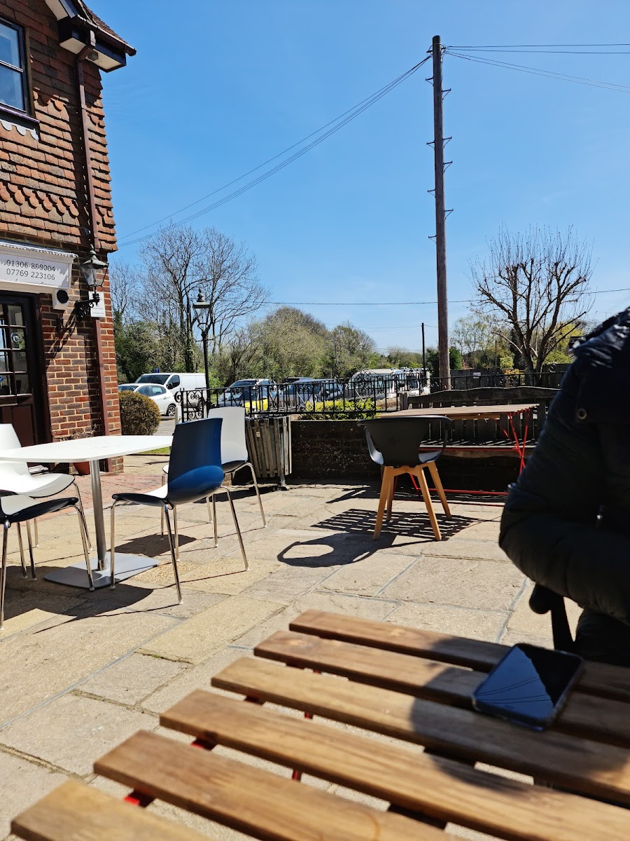 Surrey Hills Café - Photo 7