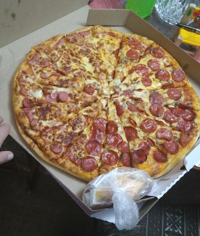 Pizza los Arcos San Jacinto - Photo 3