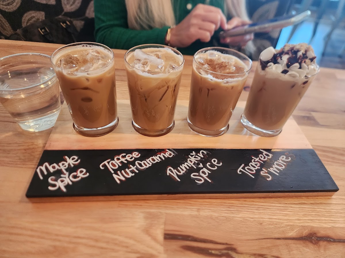 Riverside Cafe - Gurnee - Photo 5
