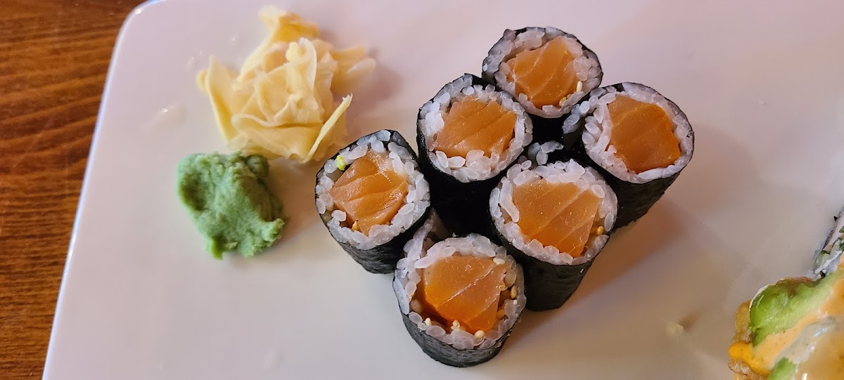 Fuji Japanese restaurant - Grand Rapids - Photo 2