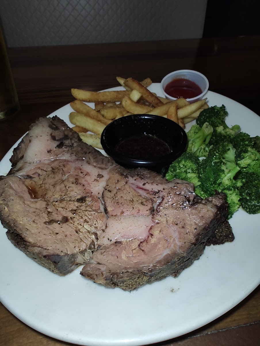 Legends Restaurant - Columbia - Photo 5