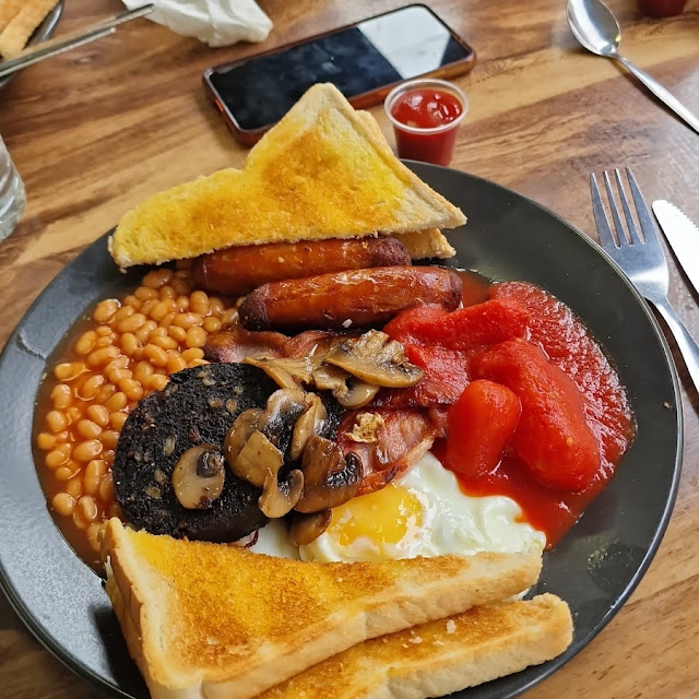 Traditional Breakfast
