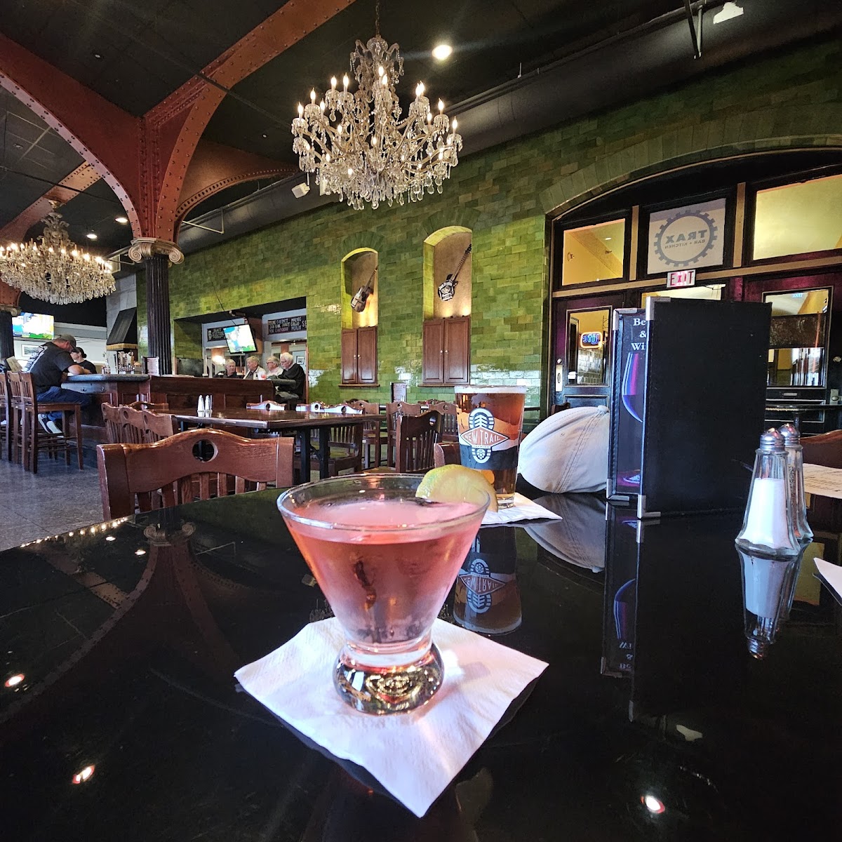 Trax Bar & Kitchen - Photo 2