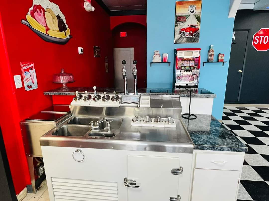 Route 66 diner - Pinellas Park