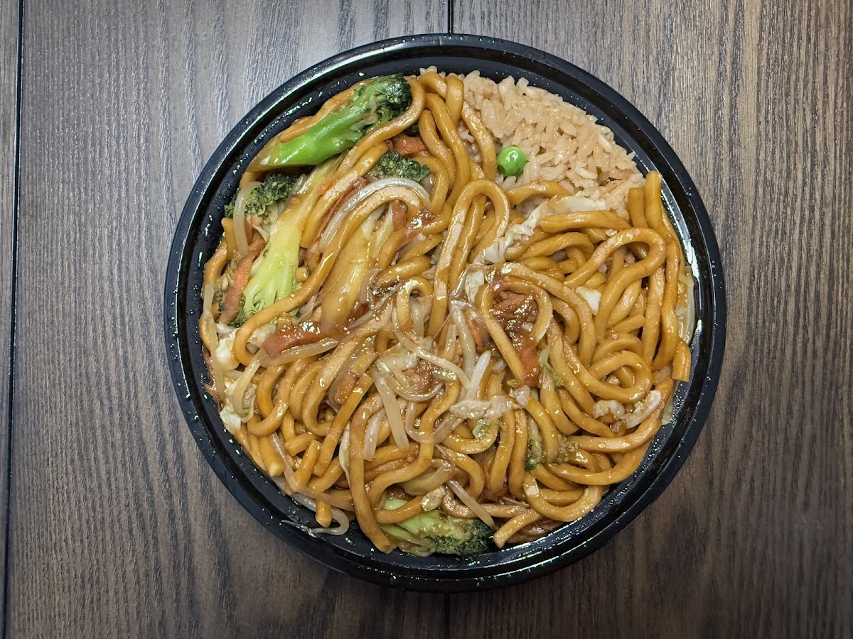 Mr. Wok - White House - Photo 2