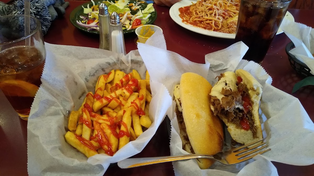 Tony's Cafe - Taneytown - Photo 5
