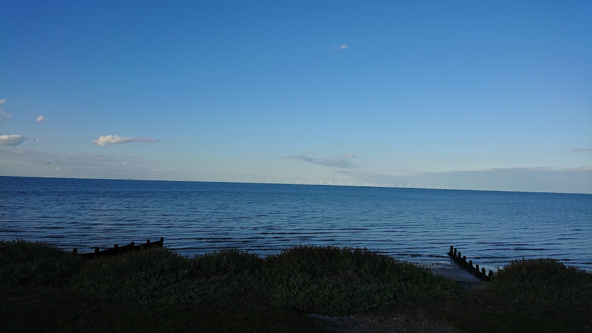 The Coastal Park Garden Cafe - Photo 7
