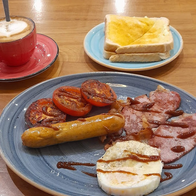 English Breakfast
