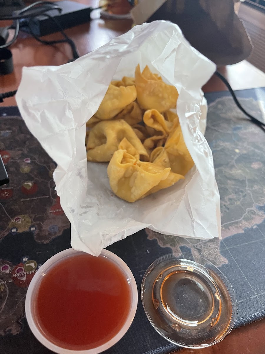 Dragon Chinese Restaurant - Everett - Photo 4