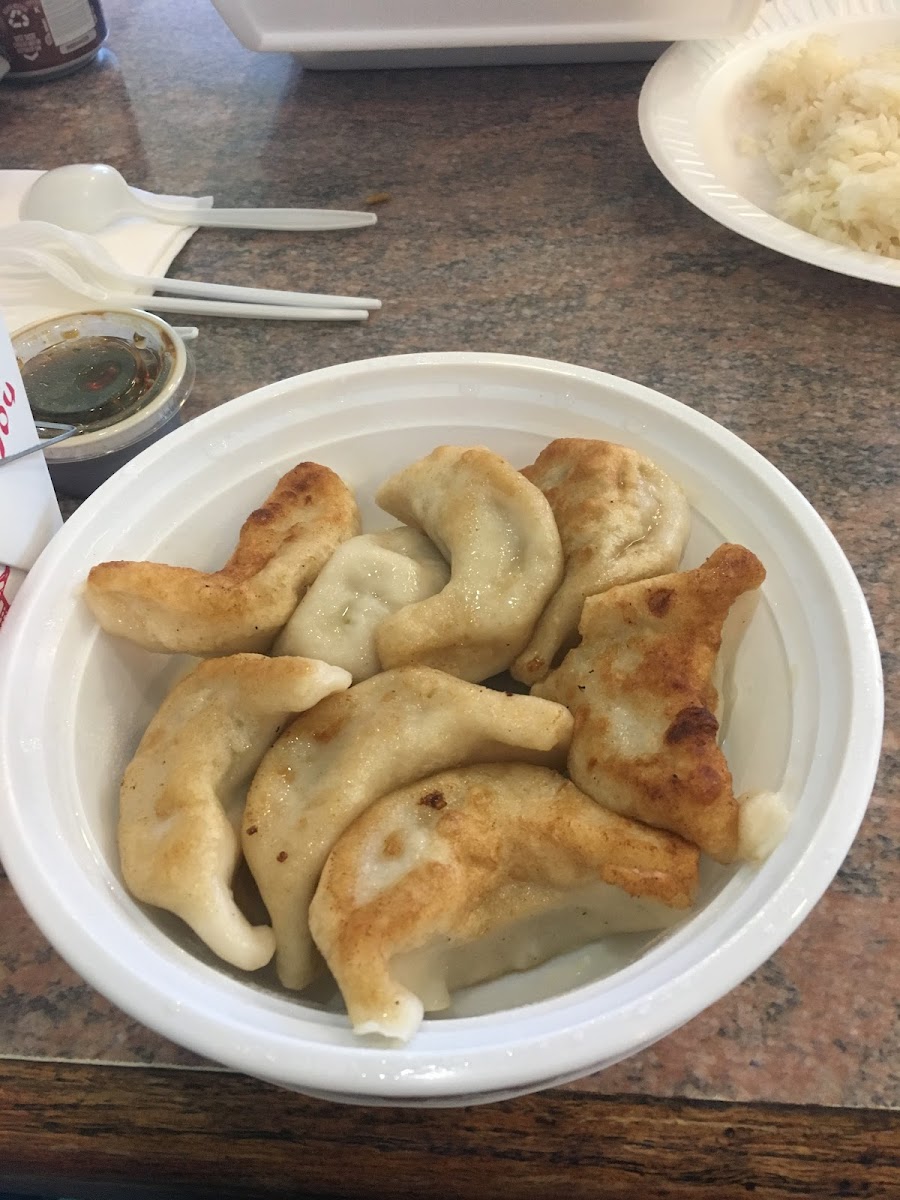 Dragon Chinese Restaurant - Everett - Photo 7