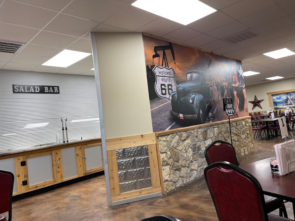 Dawson's Family Restaurant - Photo 5