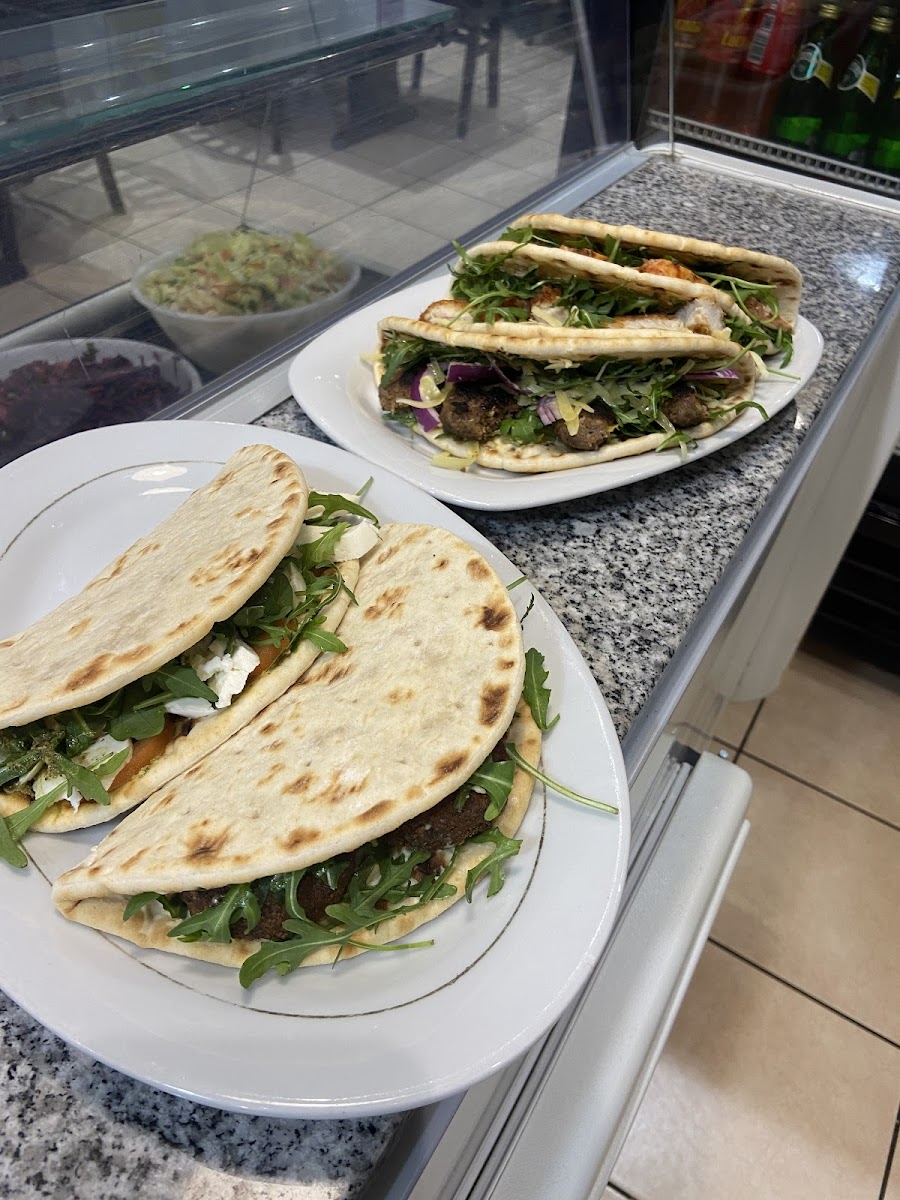 Eli’s Kitchen - 91 Wood St - Photo 1