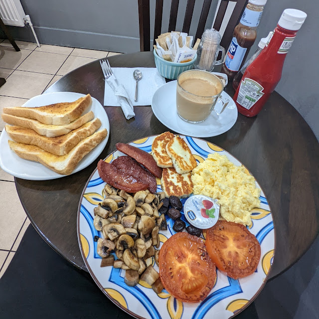 English Breakfast