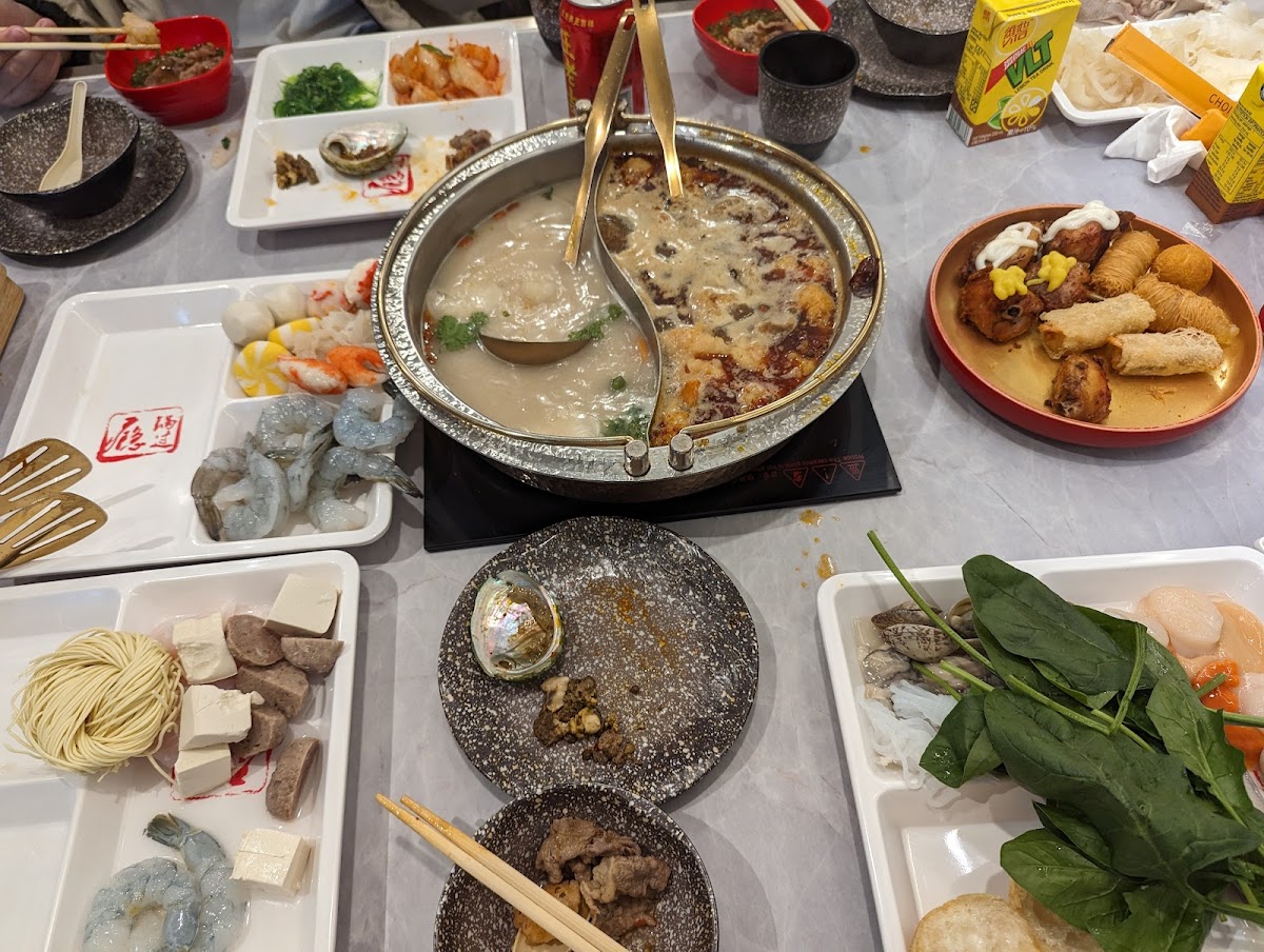 The Hotpot Palace Plus - Photo 1