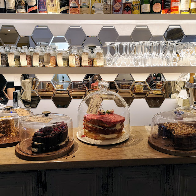 Cakes