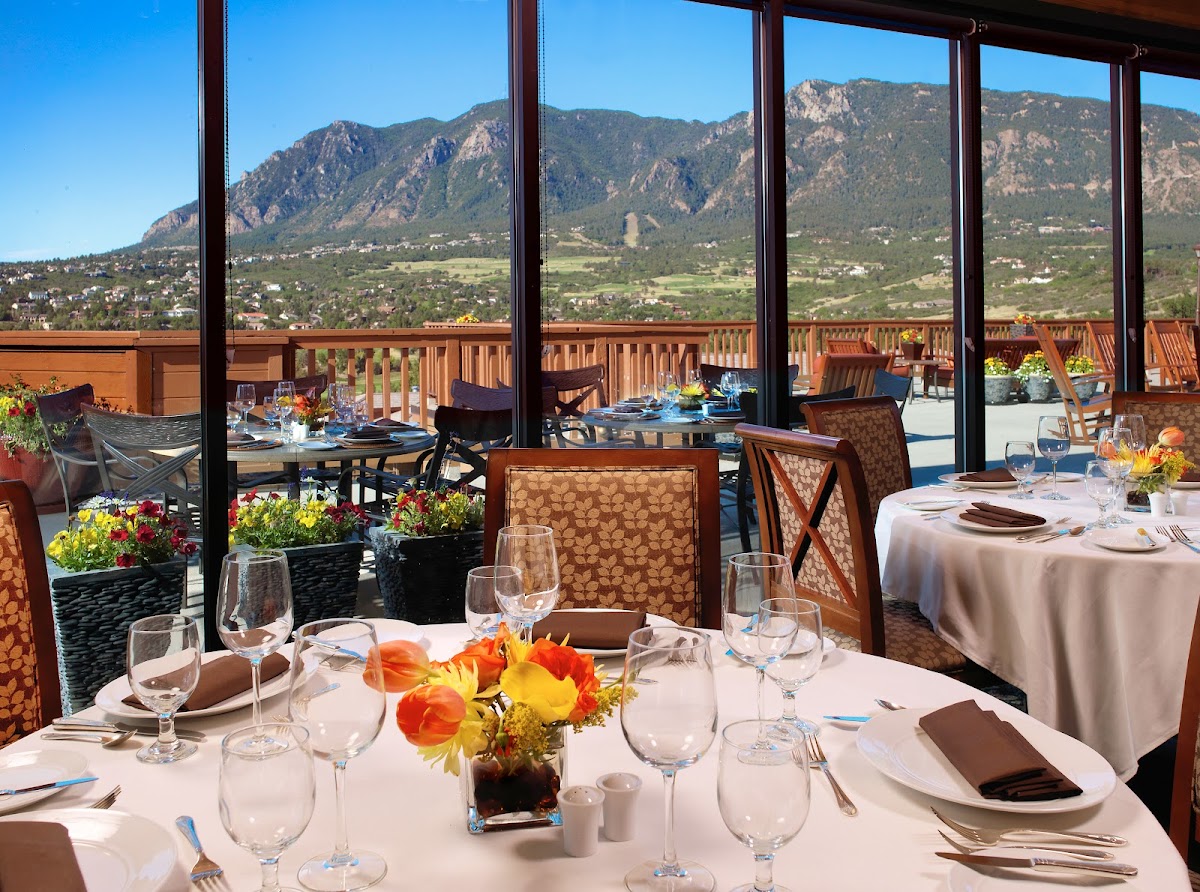 Mountain View Restaurant - Colorado Springs