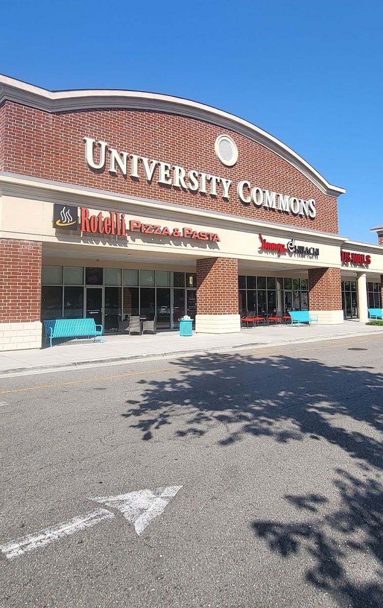 Rotelli Pizza & Pasta - Conway - Photo 2