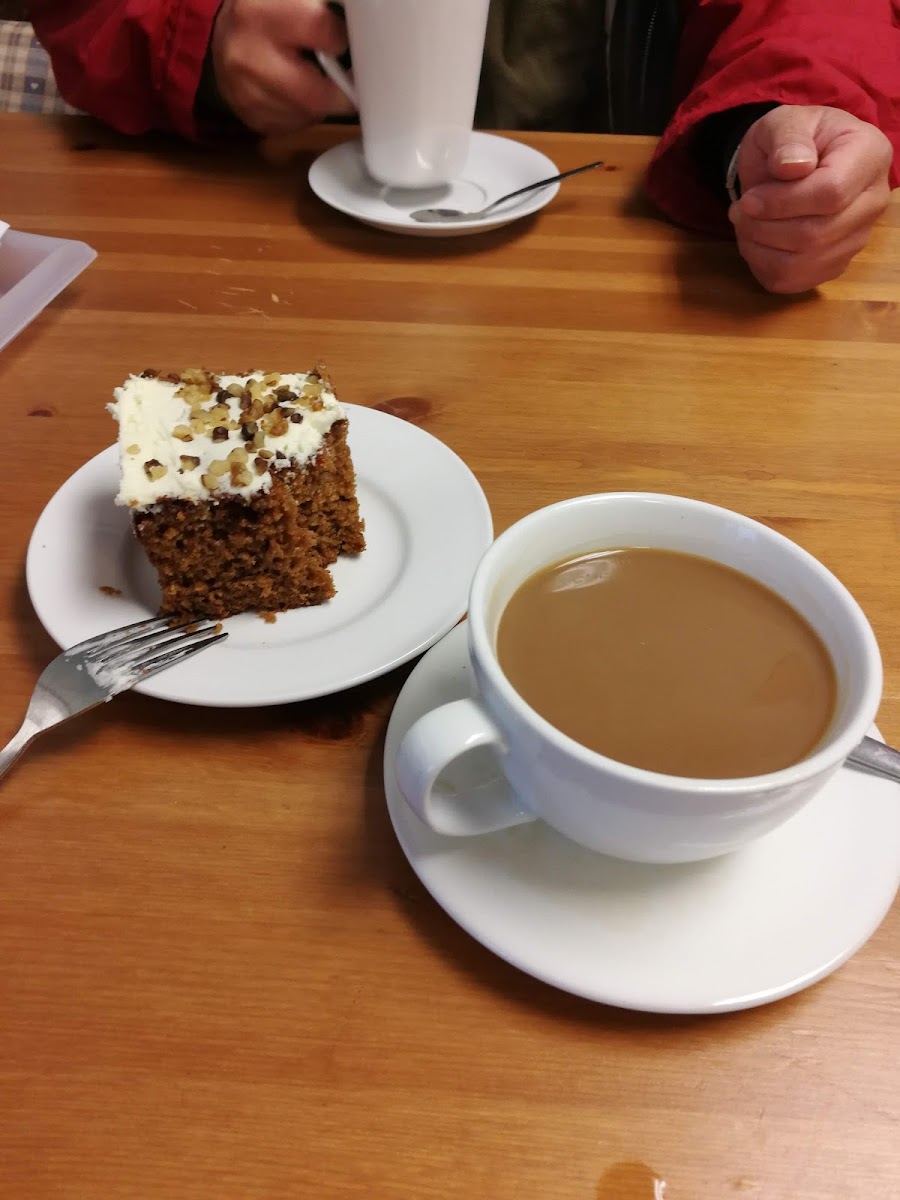 The Pavilion Cafe - Cawthorne - Photo 4