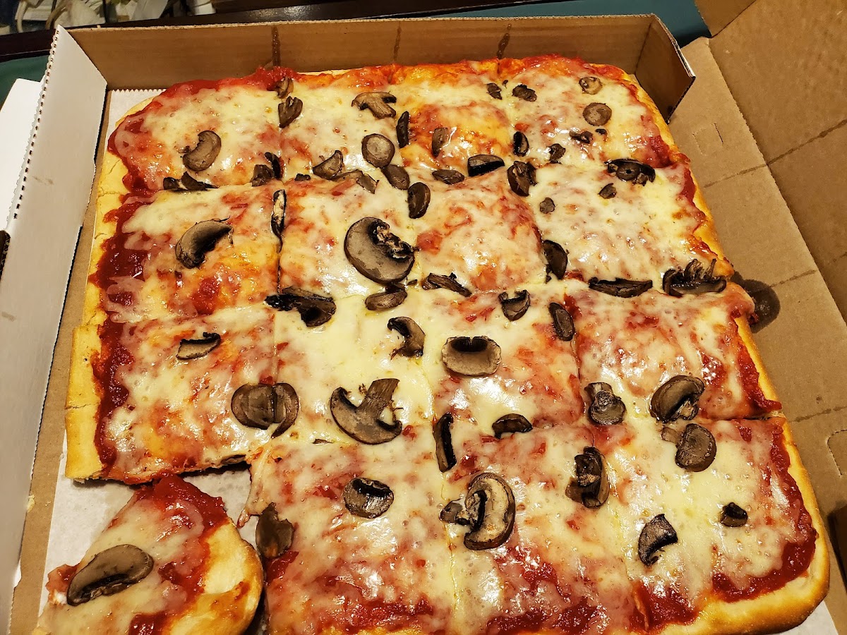 Pizza Shack - Pittsburgh - Photo 6