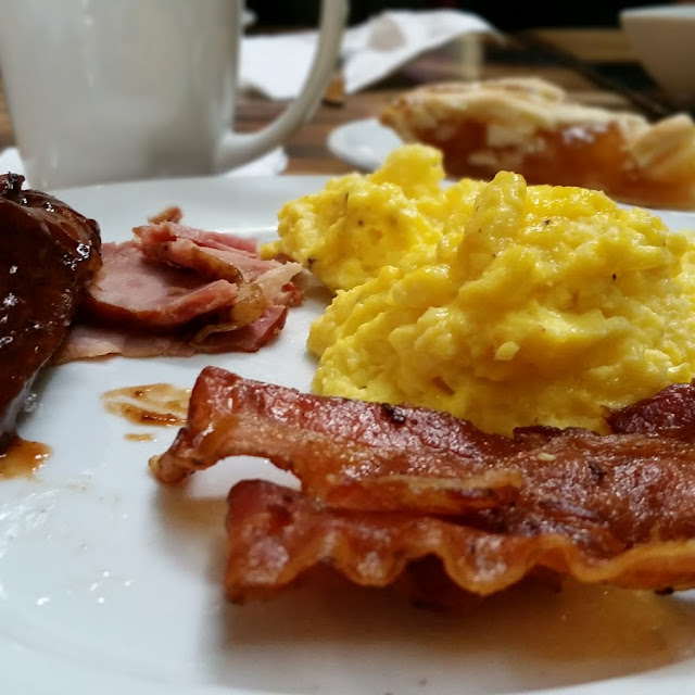 Sunday Buffet