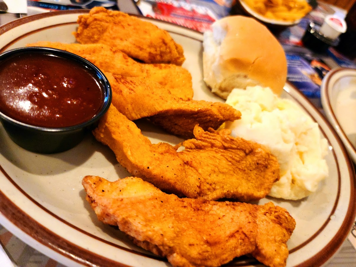 Henry's Restaurant - Ottawa - Photo 1