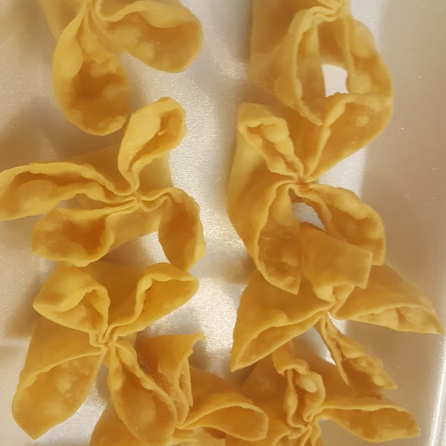 Crab Rangoon
