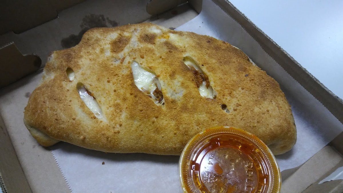 Tony's Pizzeria - Utica - Photo 5