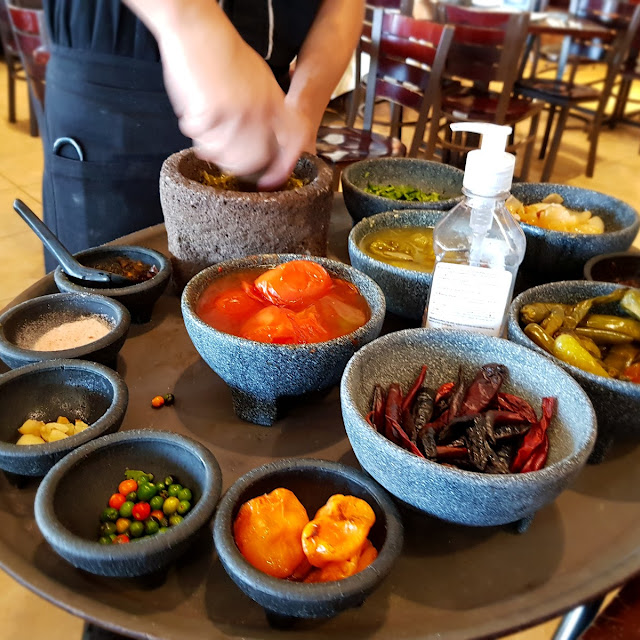 Salsa En Molcajete