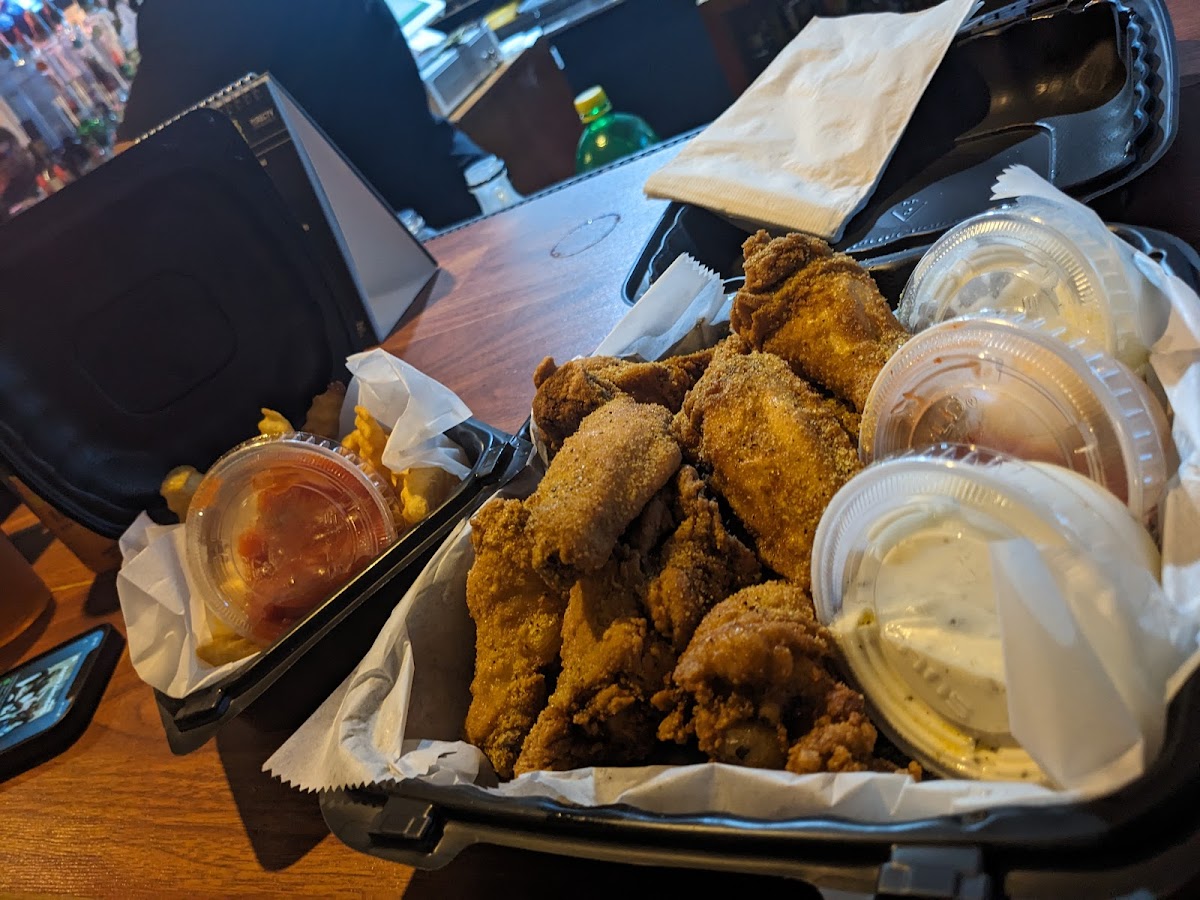 The Corner Lounge - Upper Marlboro - Photo 4