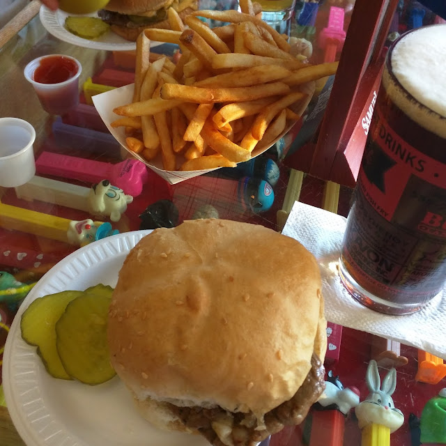Cheeseburger and Fries