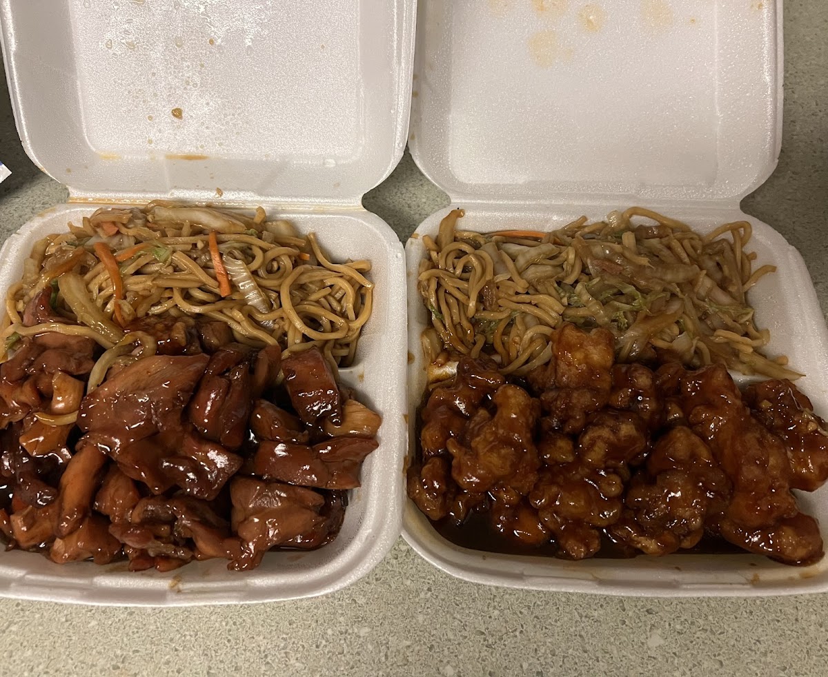 Happy Wok - Richmond Hill - Photo 3
