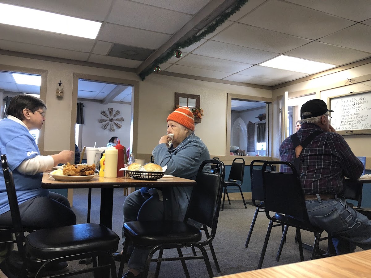 Gray's Cafe - Adrian